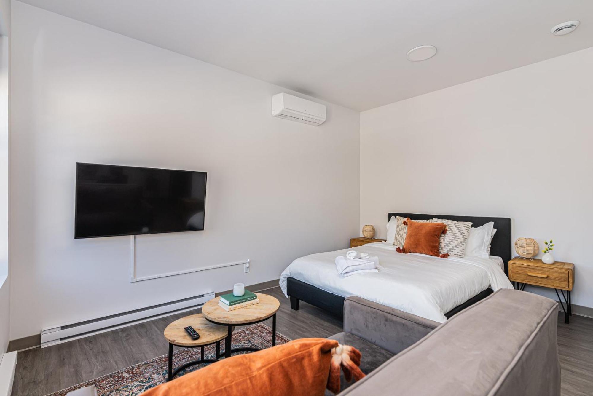 Wonderful New Studio Close To Mount Royal By Den Stays Montréal Quarto foto