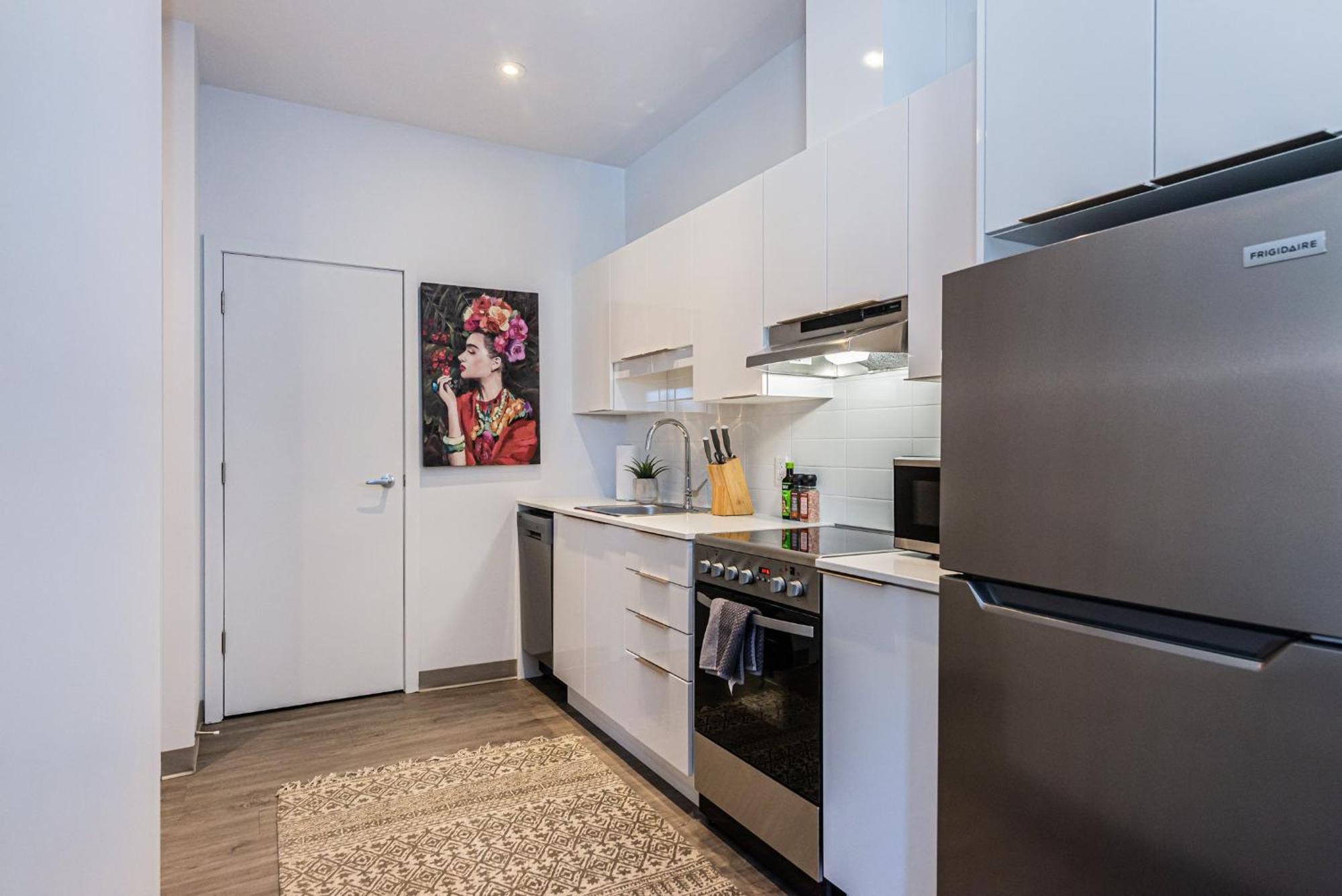 Wonderful New Studio Close To Mount Royal By Den Stays Montréal Quarto foto